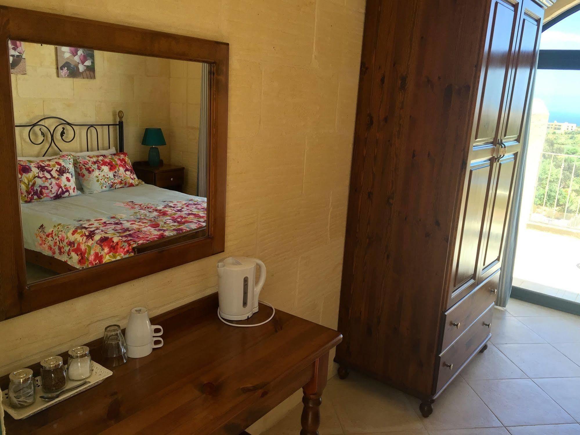 Ellie Boo Bed & Breakfast ビクトリア エクステリア 写真